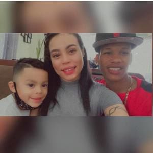 Meet your Posher, Aisha